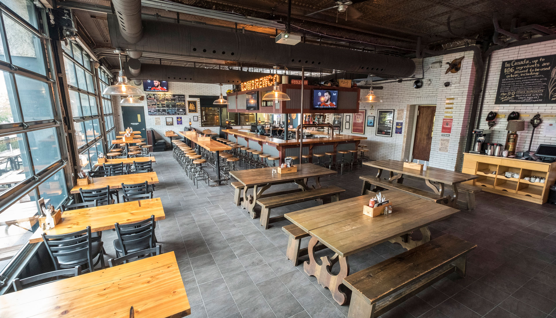 https://www.lowbrewco.com/wp-content/uploads/2024/12/kenora-taproom.jpg